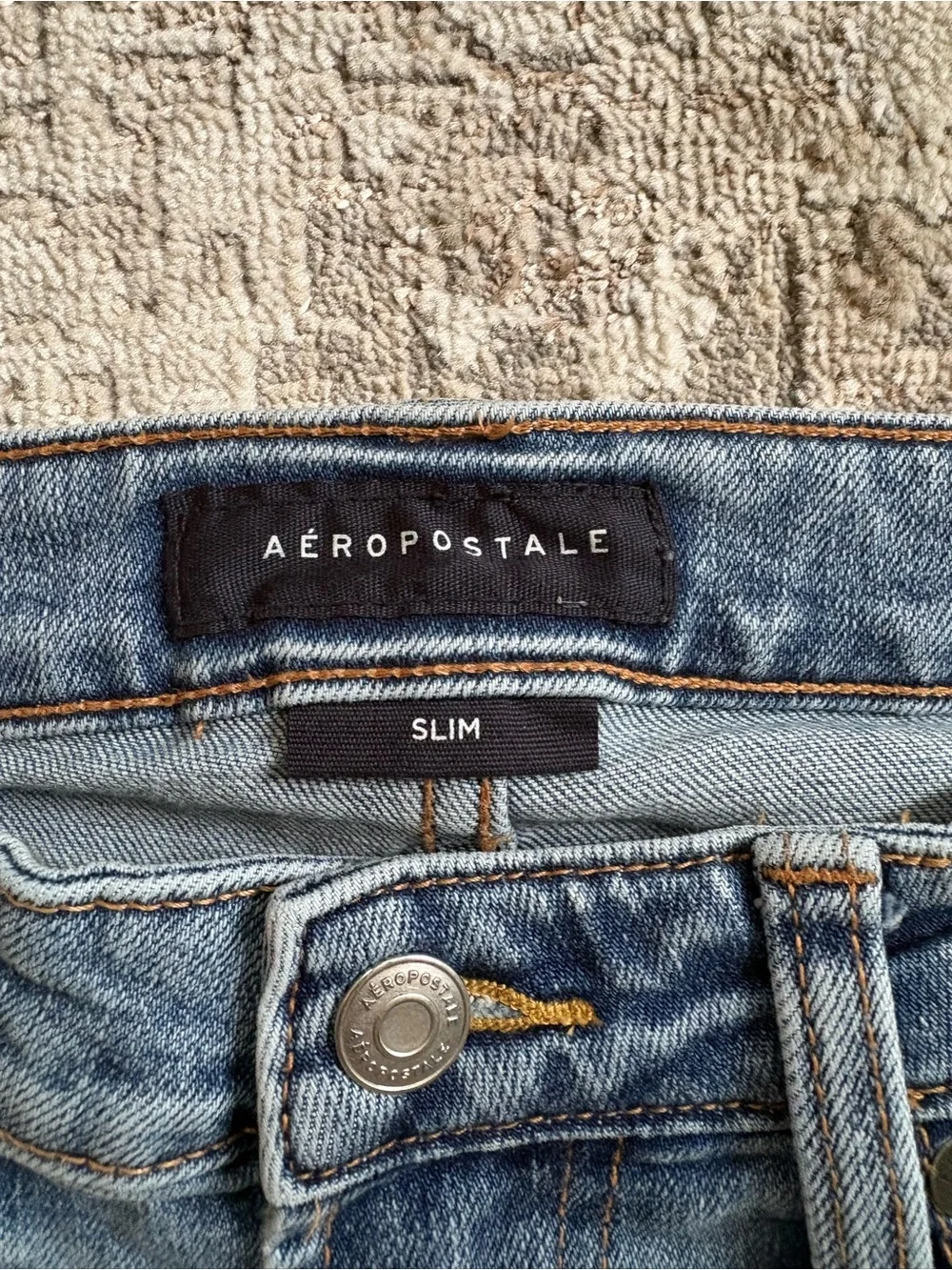 Aeropostale Women's Light Blue Distressed Boyfriend Jeans